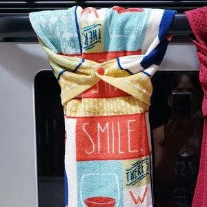 💟💙0932-A NEW! Smile, there's Wine" Hang'N'Snap towel *Select your snap